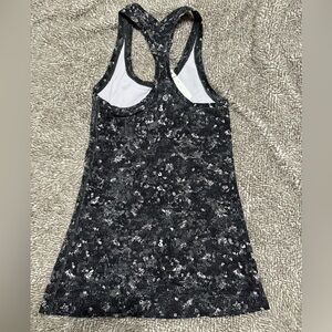 Lululemon Size 4 Racerback Tank